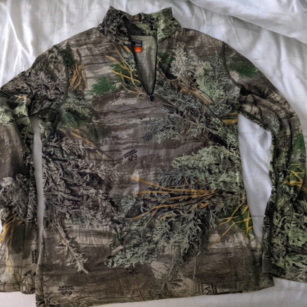 Ice breaker long sleeves wool under layer.